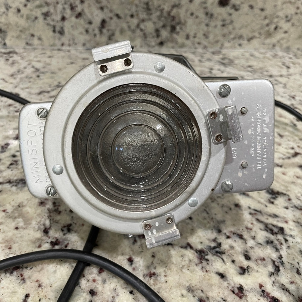 Photogenic MiniSpot Vintage Studio Spotlight Model 7880 Industrial Lighting - Picture 4 of 7